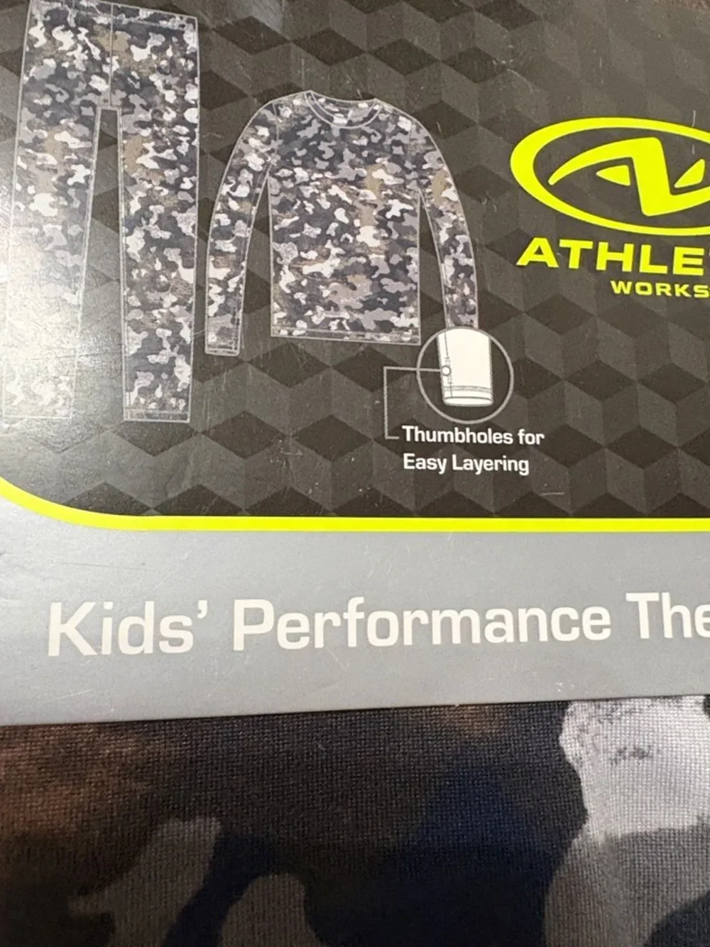 NWT 3 pairs Athletic Works Boys' Camo/ Black Thermals M size 8
